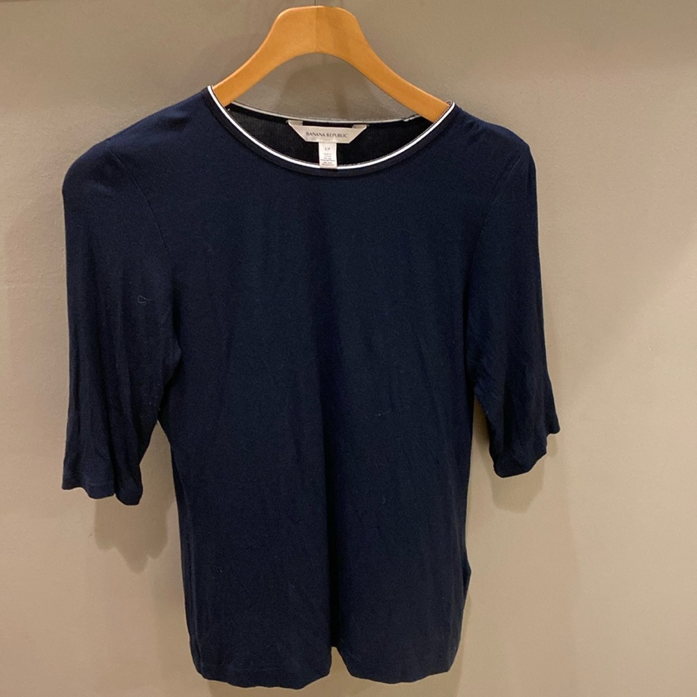 Banana Republic lightweight navy blue top